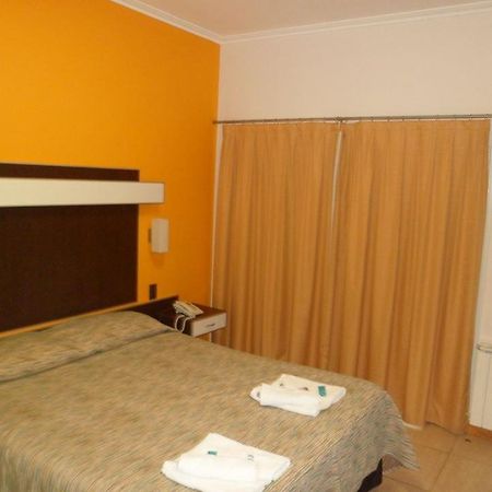 Hotel Quehue Santa Rosa  Esterno foto